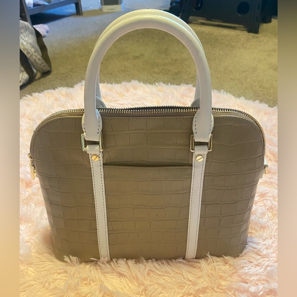 Michael Kors dome satchel, send reasonable offers - Picture 3 of 5